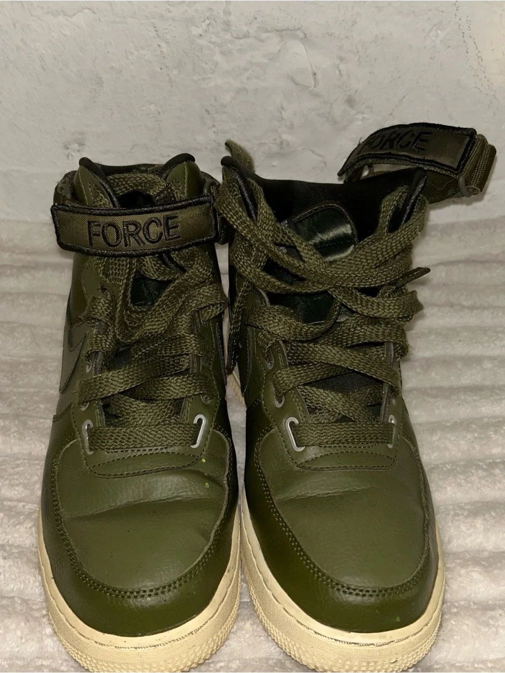 Nike Air Force 1 High Utility Olive Green Leather Sneakers military streetwear